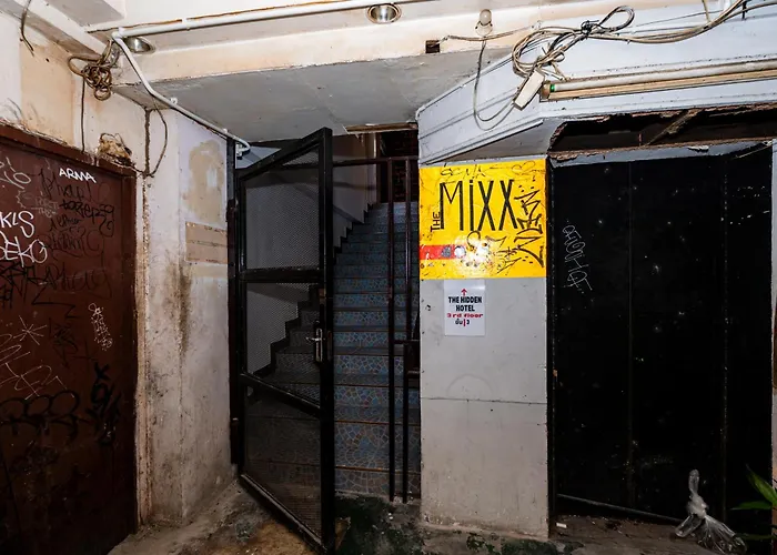 Xxthe Hidden Khaosan - เดอะ ฮิดเด้น ข้าวสาร
